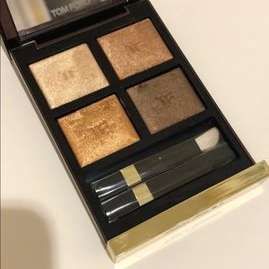 Tom Ford eyeshadow 04 suspicion